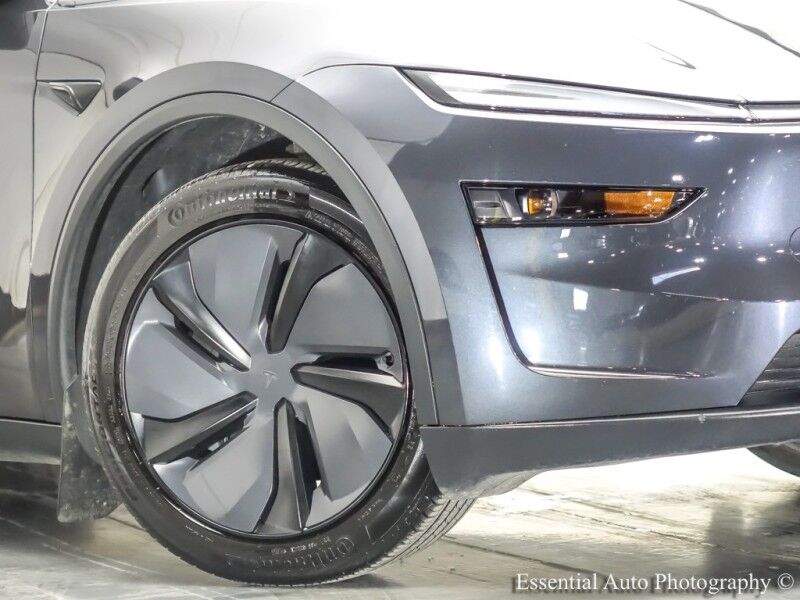 2026 Tesla Model Y Premium