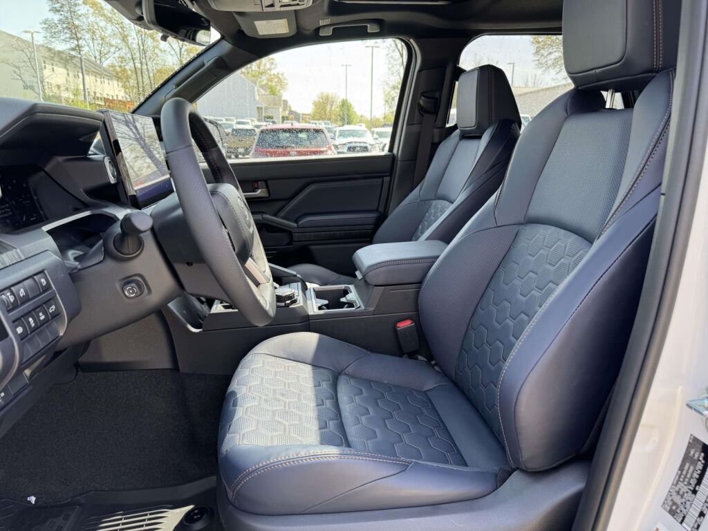 2026 Toyota 4Runner i-FORCE MAX Hybrid Platinum Fredericksburg VA