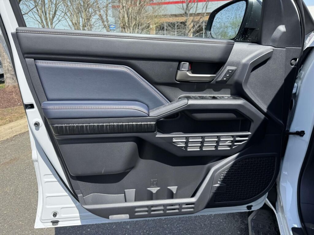 2026 Toyota 4Runner i-FORCE MAX Hybrid Platinum Fredericksburg VA