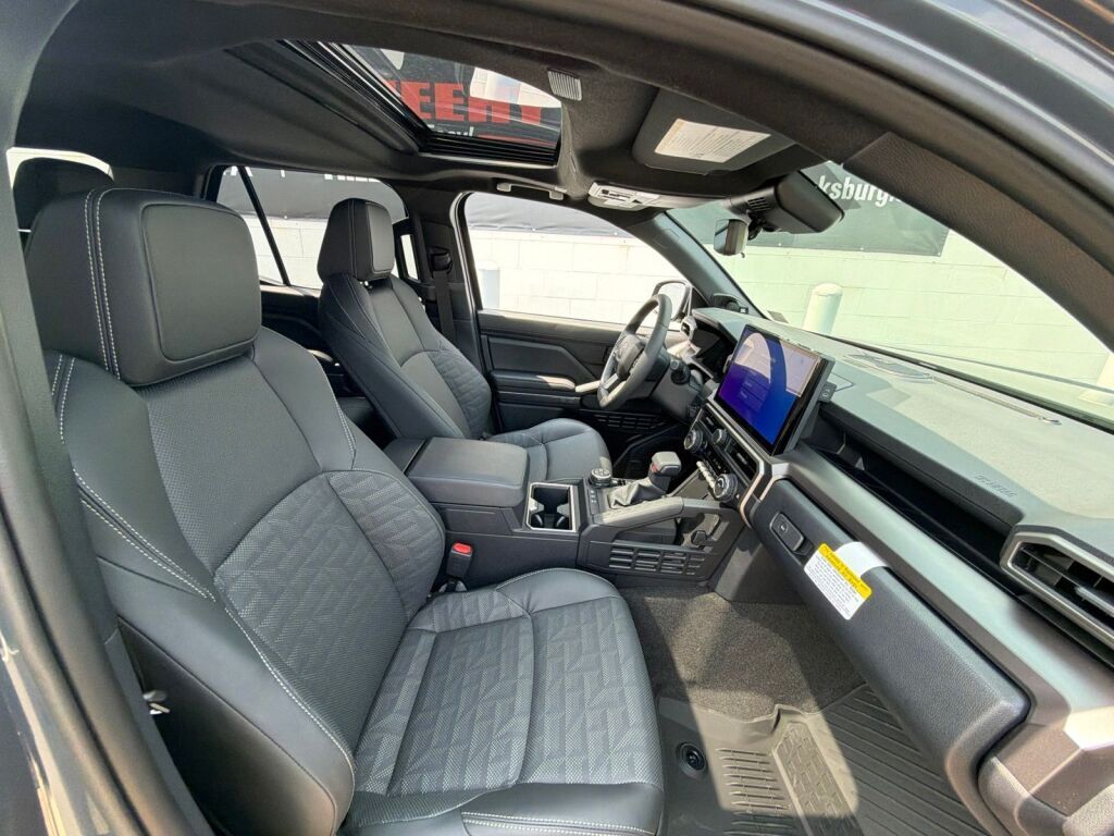 2026 Toyota 4Runner i-FORCE MAX TRD Off-Road Premium i-FORCE MAX Fredericksburg VA