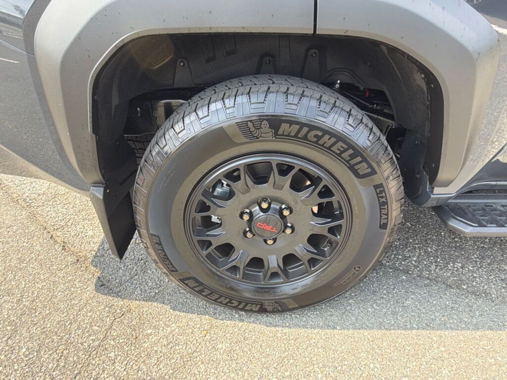 2026 Toyota 4Runner i-FORCE MAX TRD Off-Road Premium i-FORCE MAX Fredericksburg VA