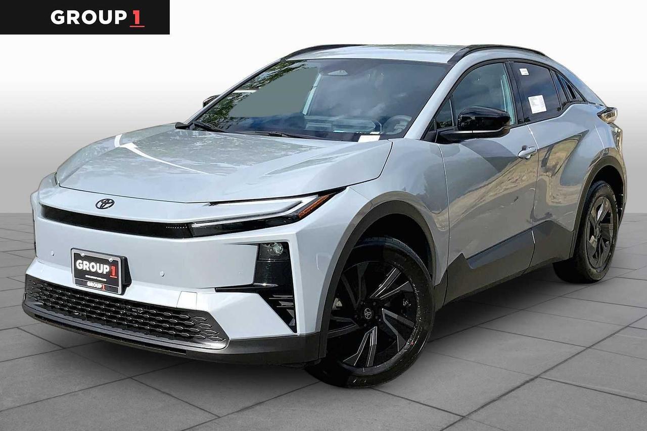 2026 Toyota C-HR SE