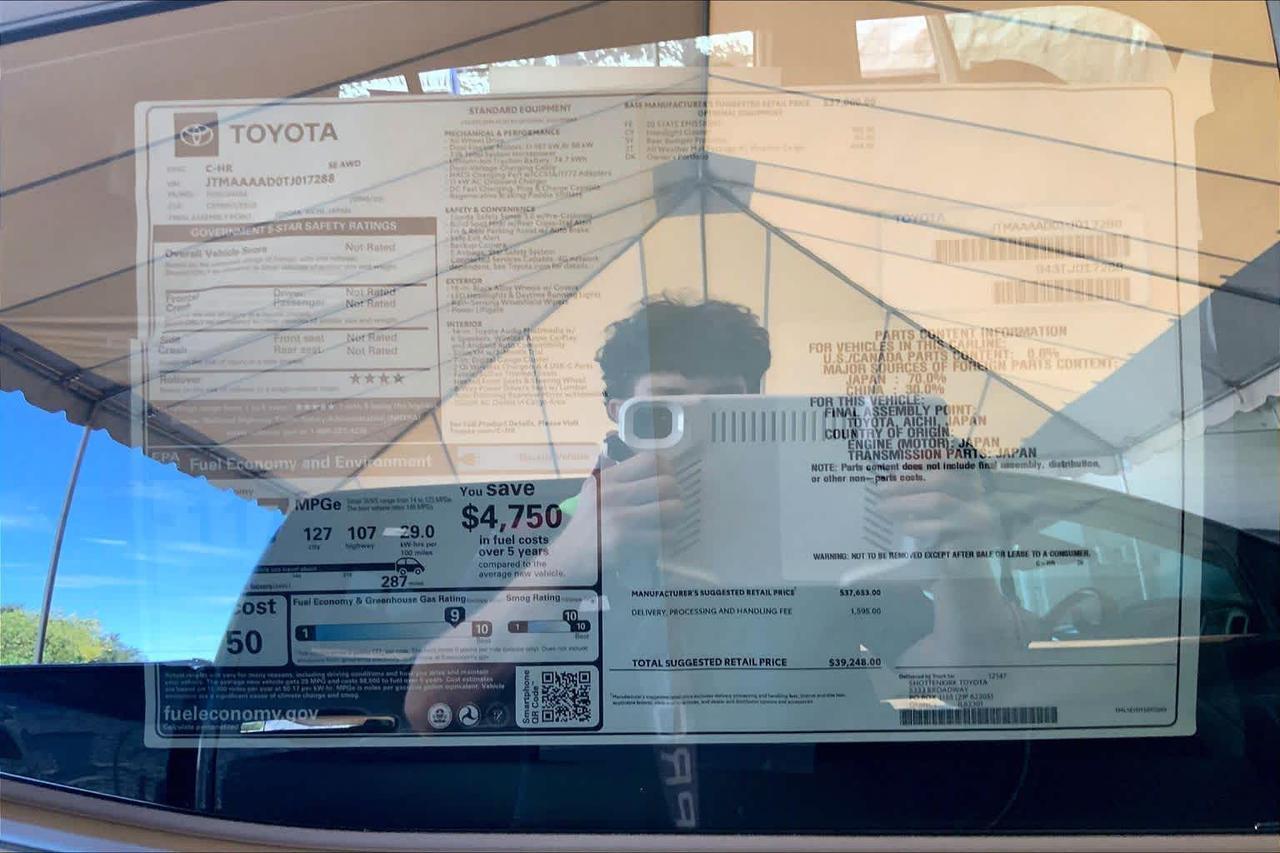 2026 Toyota C-HR SE Folsom CA