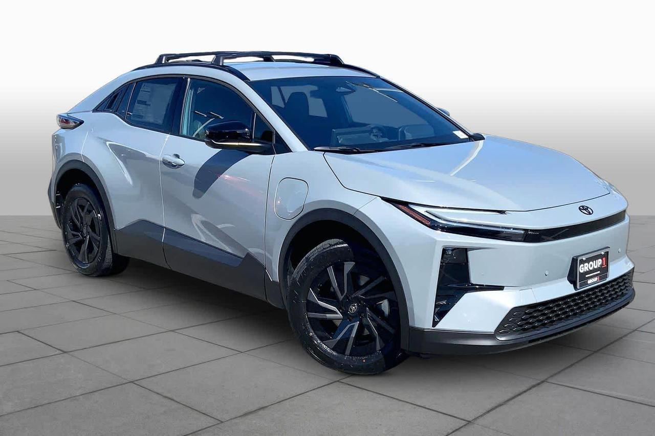 2026 Toyota C-HR SE