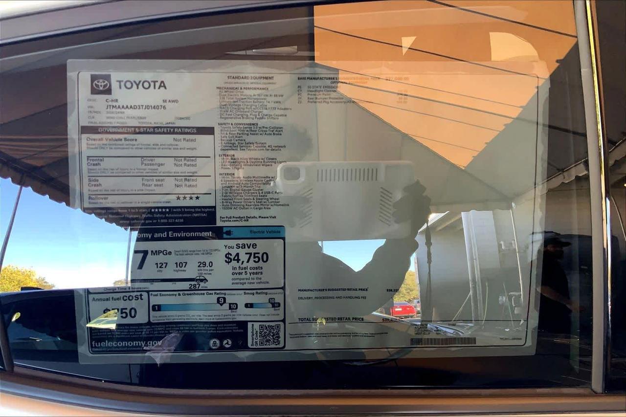 2026 Toyota C-HR SE Folsom CA