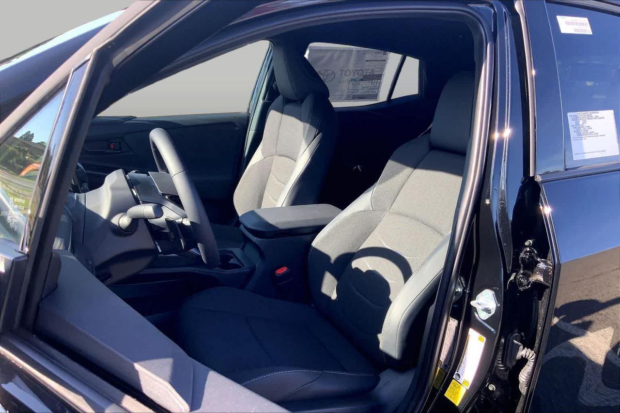 2026 Toyota C-HR SE Folsom CA