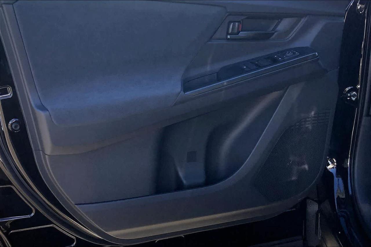 2026 Toyota C-HR SE Folsom CA
