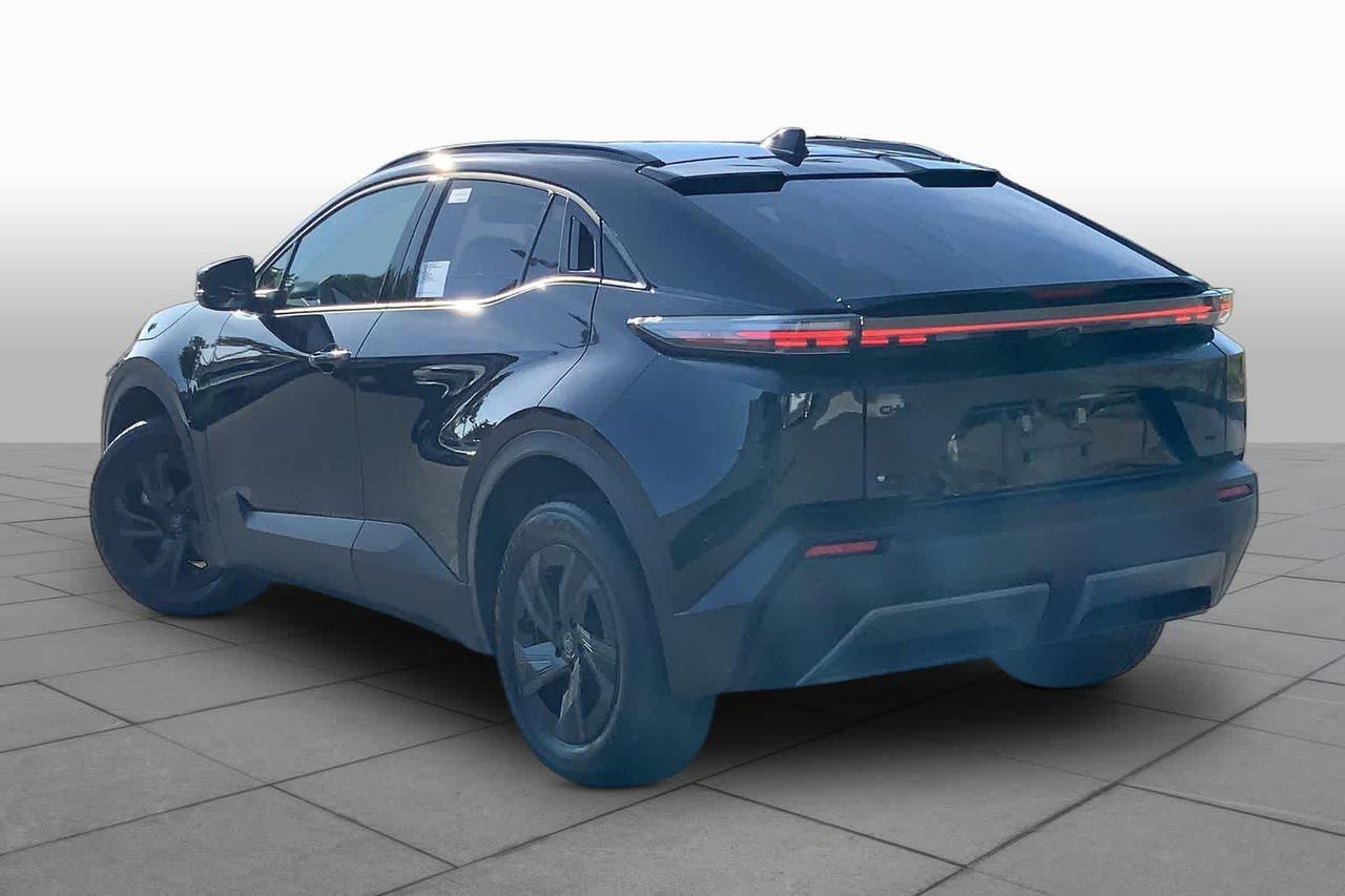 2026 Toyota C-HR SE Folsom CA
