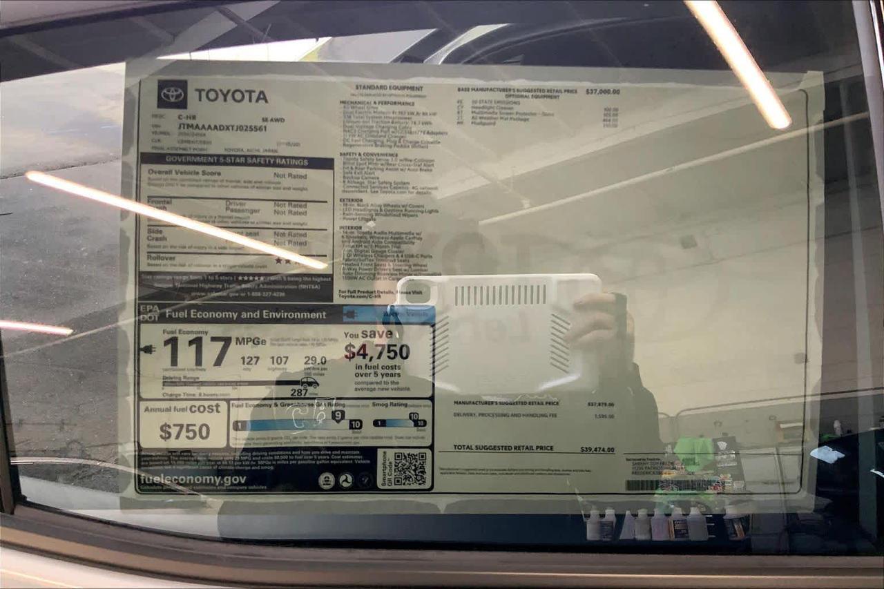 2026 Toyota C-HR SE Folsom CA