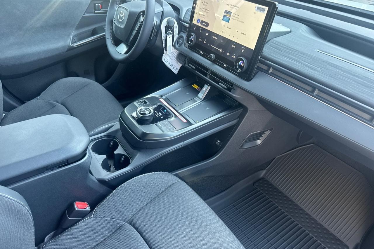 2026 Toyota C-HR SE Roseville CA