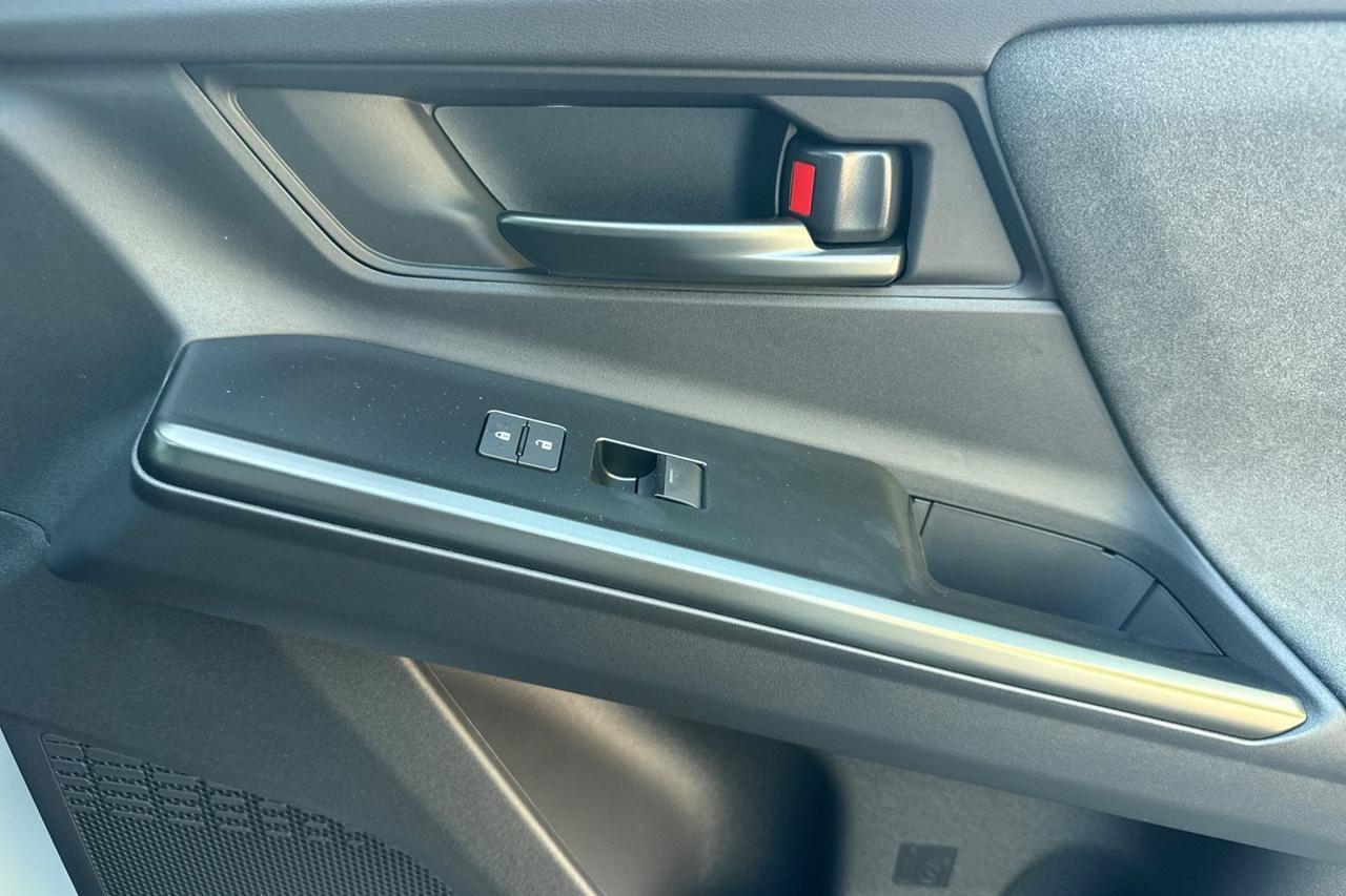 2026 Toyota C-HR SE Roseville CA