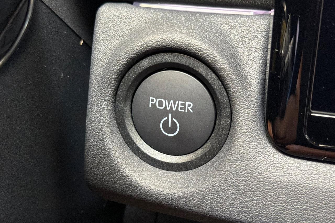 2026 Toyota C-HR SE Roseville CA