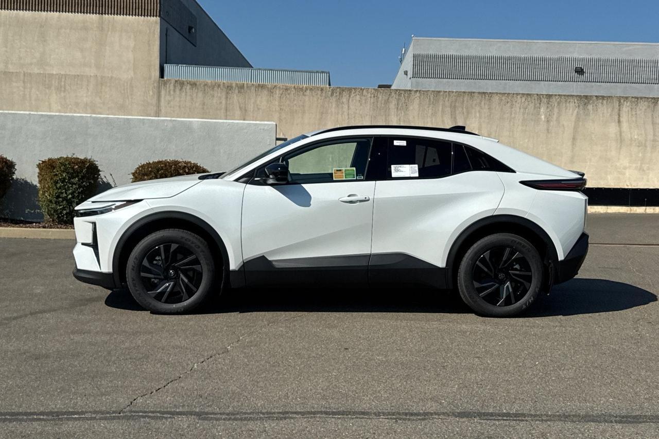 2026 Toyota C-HR SE Roseville CA