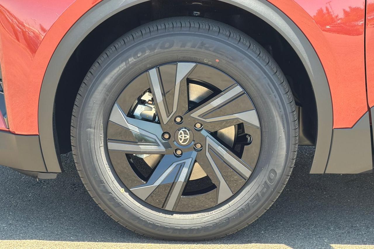 2026 Toyota C-HR SE Roseville CA