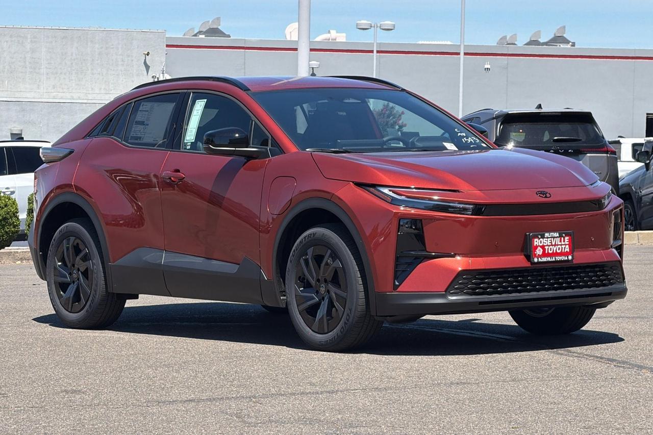 2026 Toyota C-HR SE Roseville CA