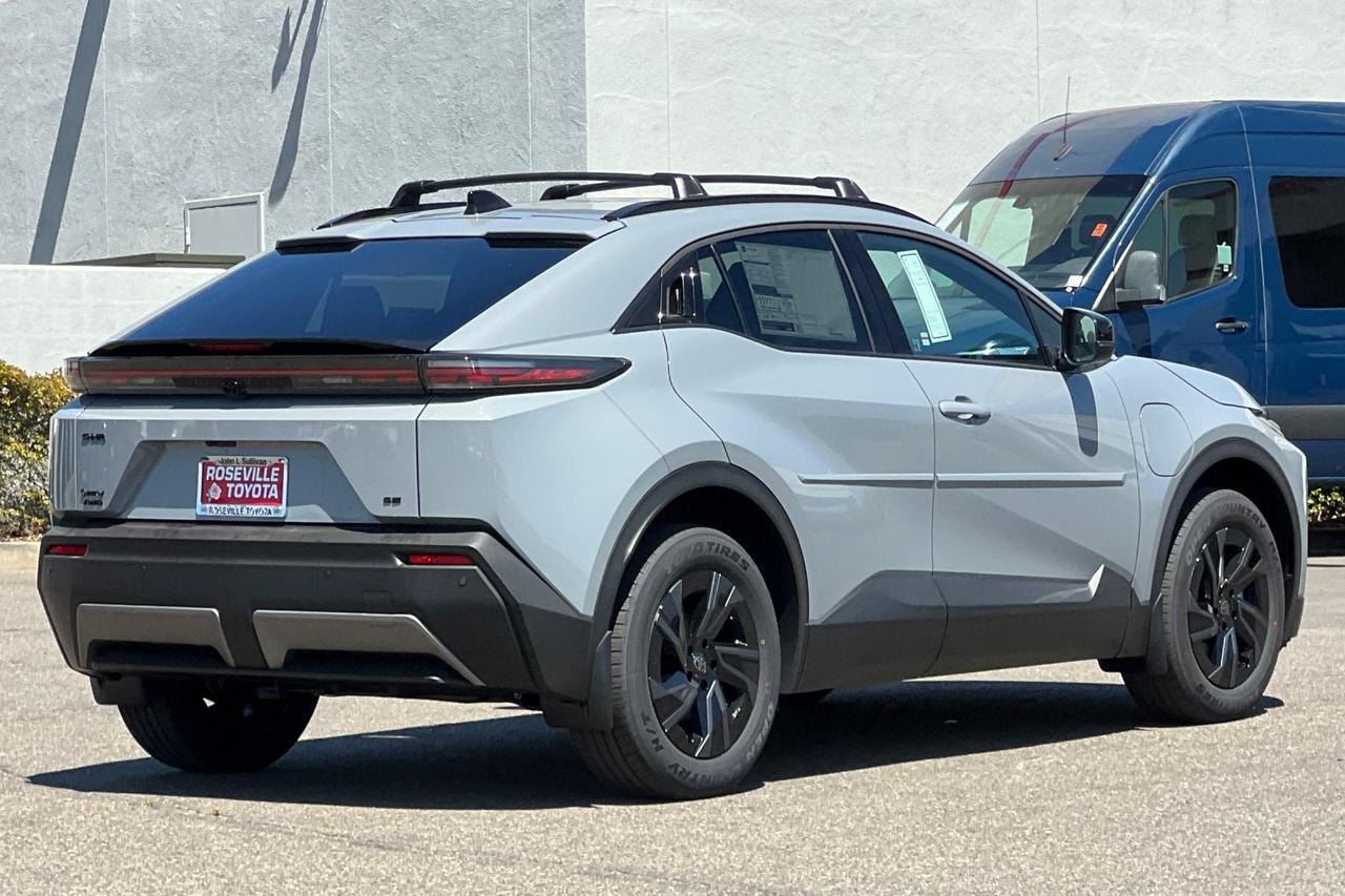 2026 Toyota C-HR SE