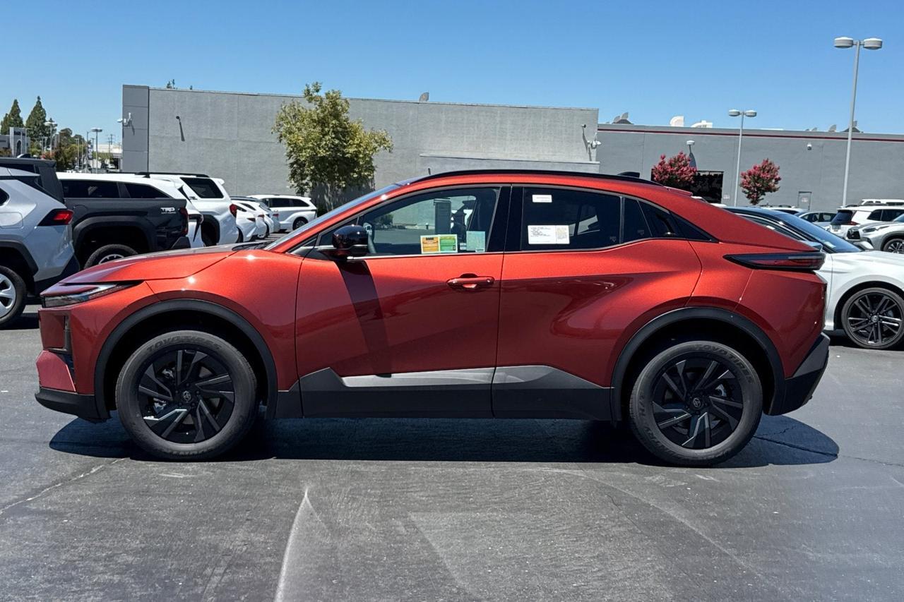 2026 Toyota C-HR SE Roseville CA