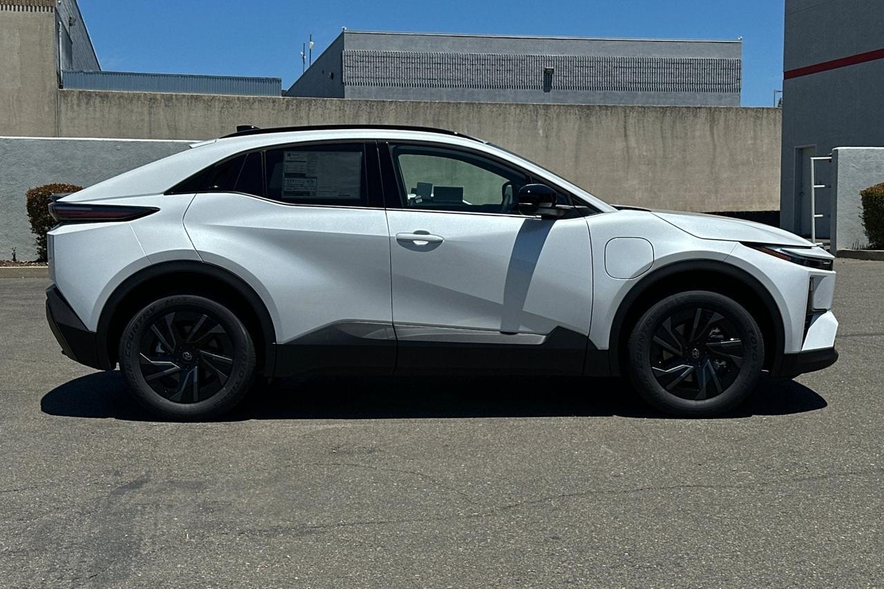 2026 Toyota C-HR SE Roseville CA