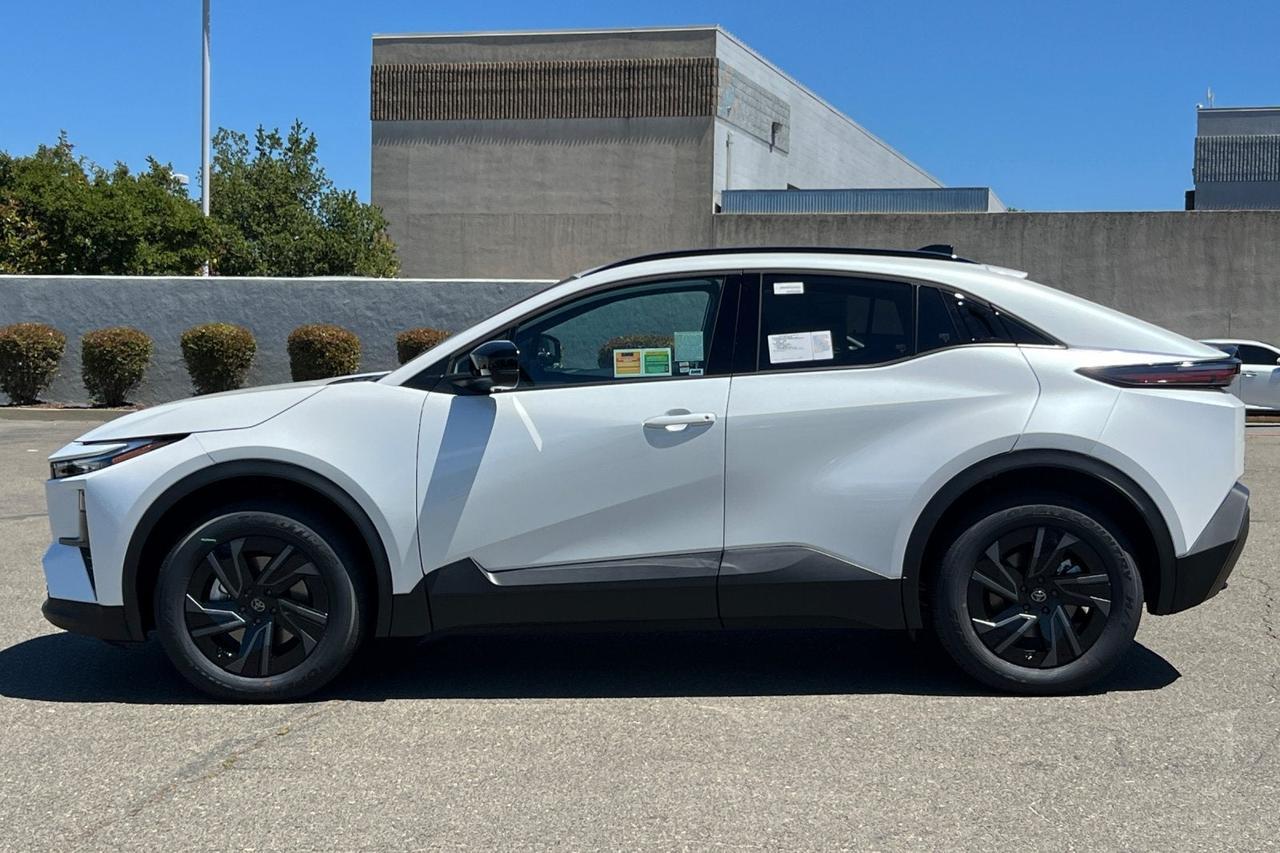 2026 Toyota C-HR SE Roseville CA