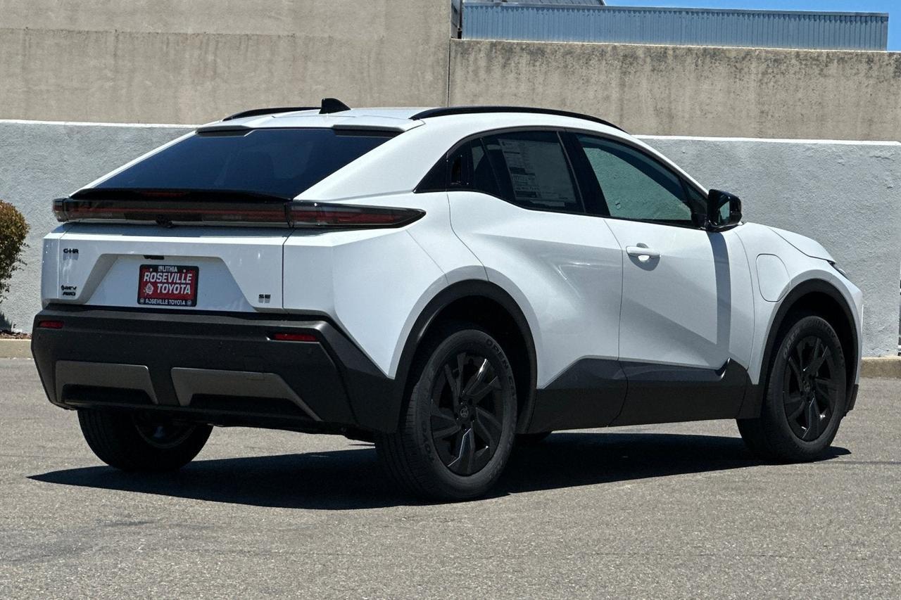 2026 Toyota C-HR SE