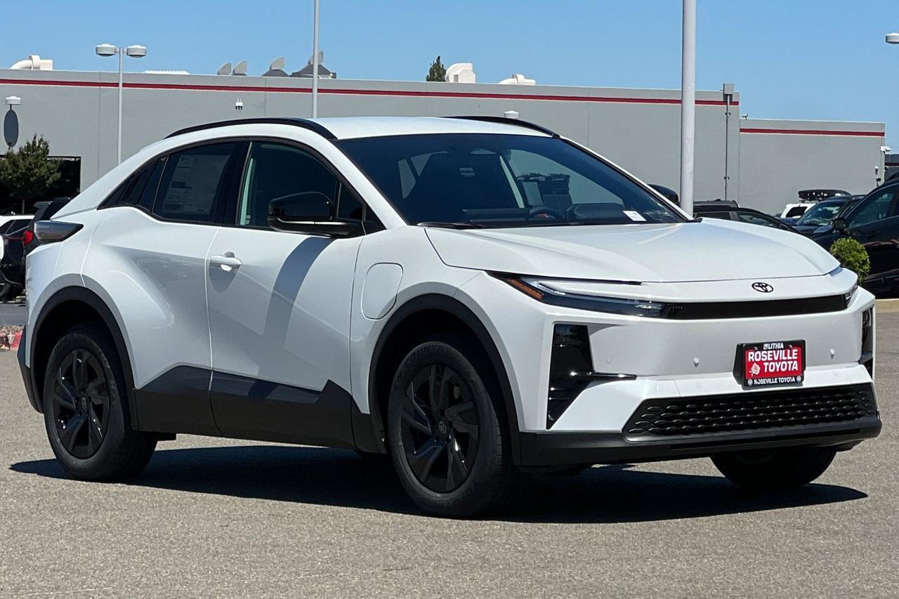 2026 Toyota C-HR SE Roseville CA