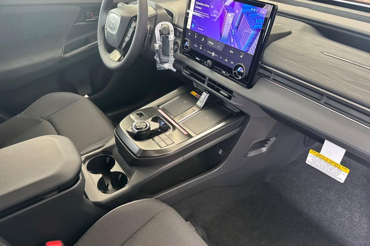 2026 Toyota C-HR SE Roseville CA
