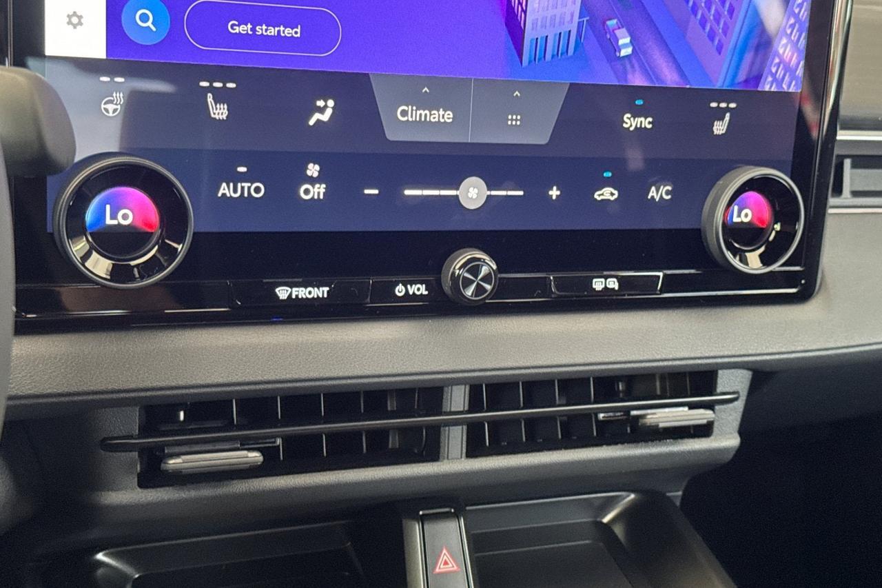 2026 Toyota C-HR SE Roseville CA