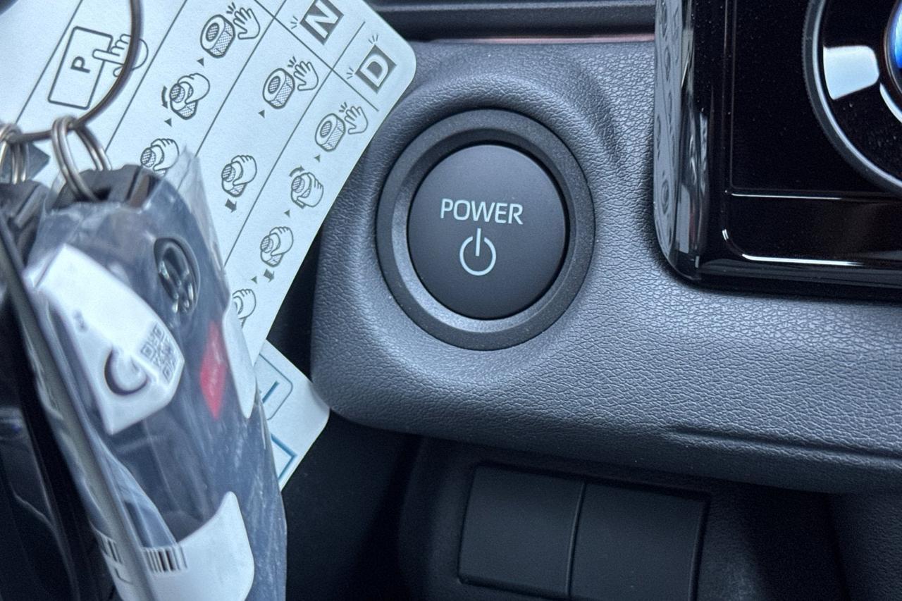 2026 Toyota C-HR SE Roseville CA