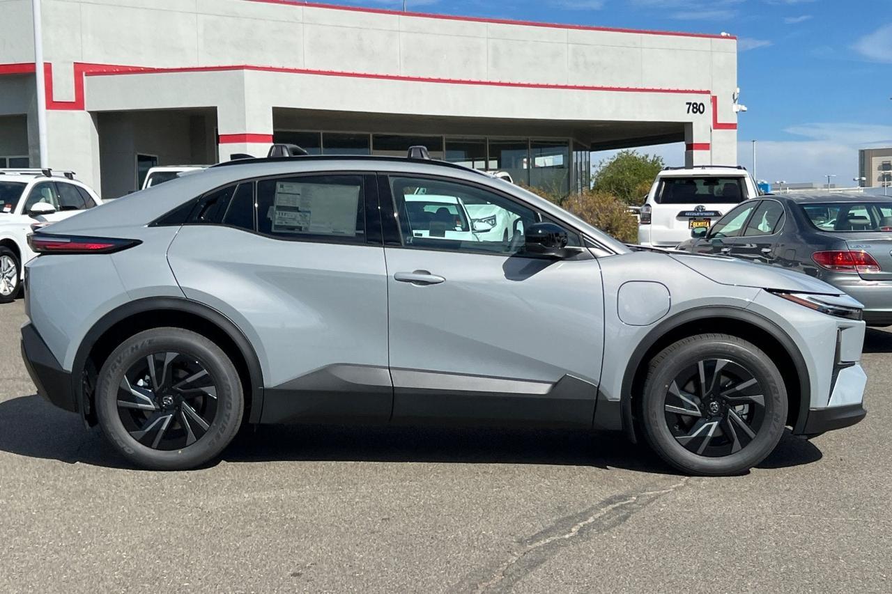 2026 Toyota C-HR SE Roseville CA