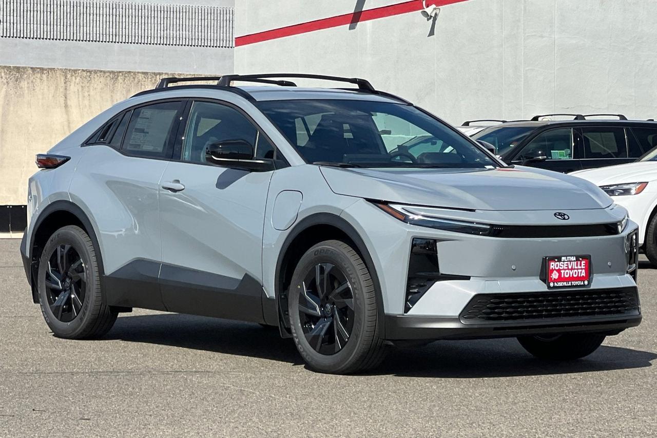 2026 Toyota C-HR SE Roseville CA