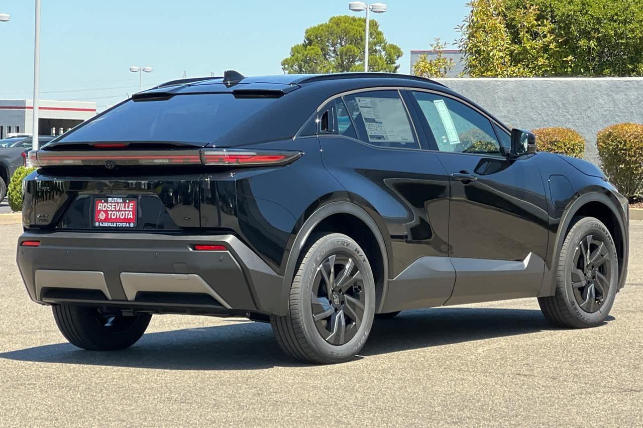 2026 Toyota C-HR SE