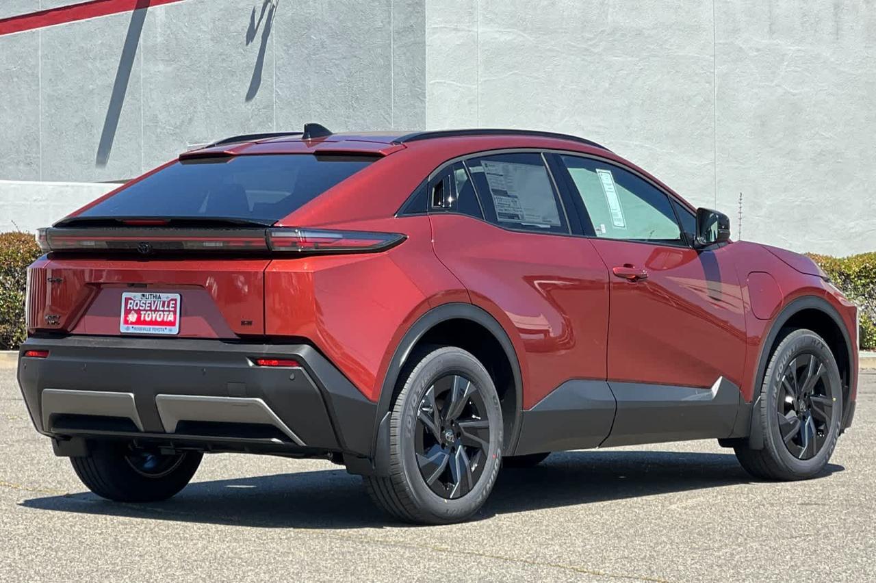 2026 Toyota C-HR SE