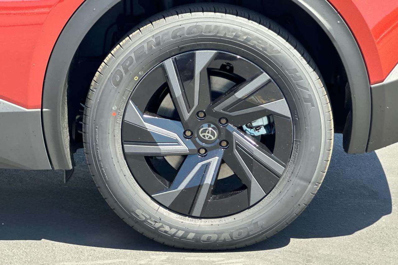 2026 Toyota C-HR SE Roseville CA