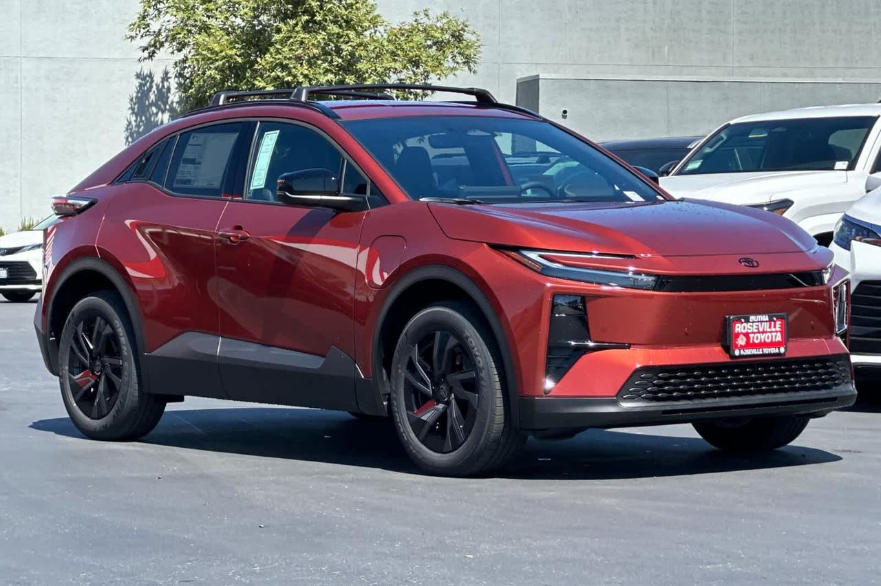 2026 Toyota C-HR SE Roseville CA