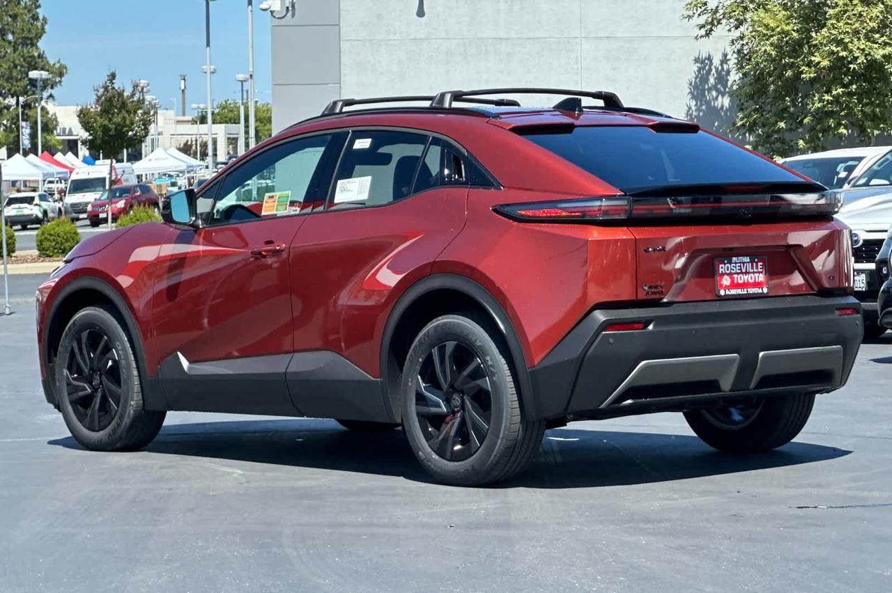 2026 Toyota C-HR SE Roseville CA