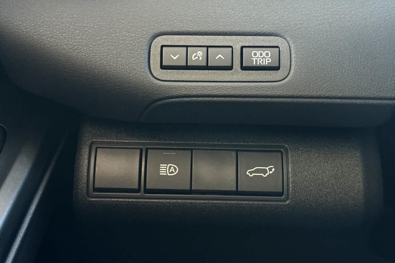 2026 Toyota C-HR SE Roseville CA
