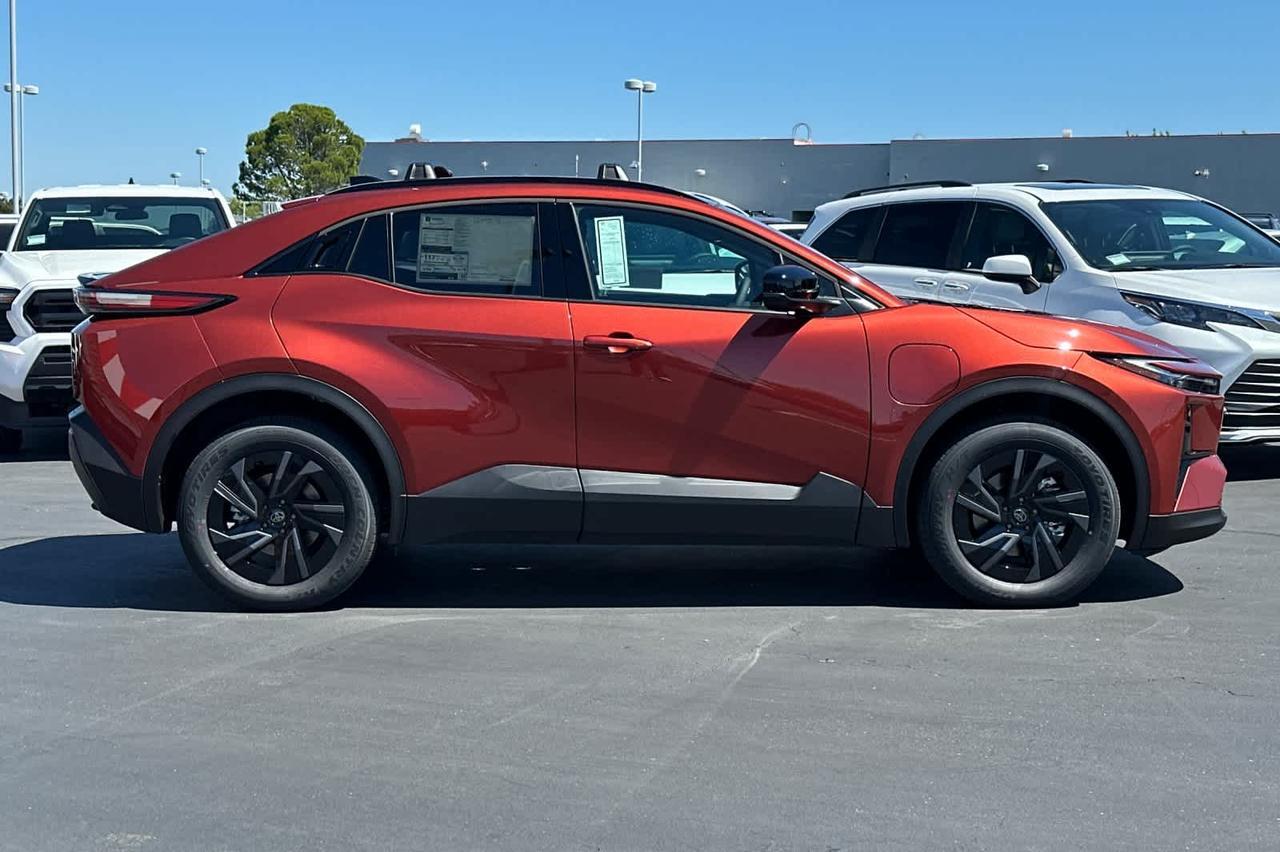 2026 Toyota C-HR SE Roseville CA