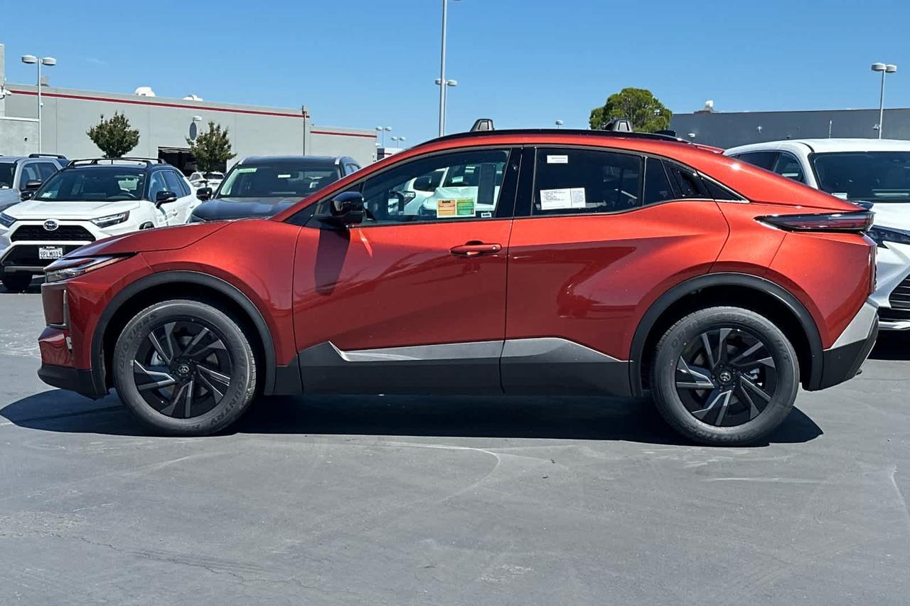 2026 Toyota C-HR SE Roseville CA