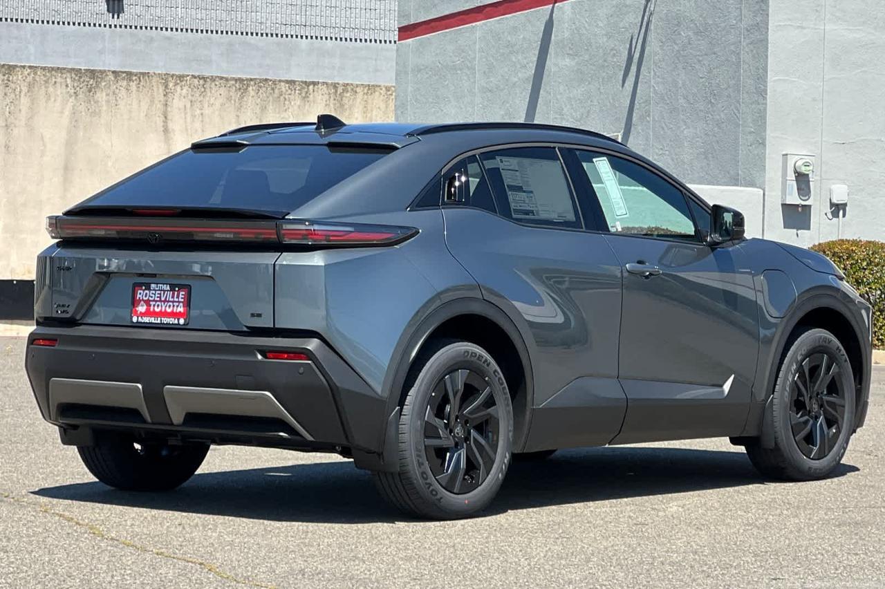 2026 Toyota C-HR SE