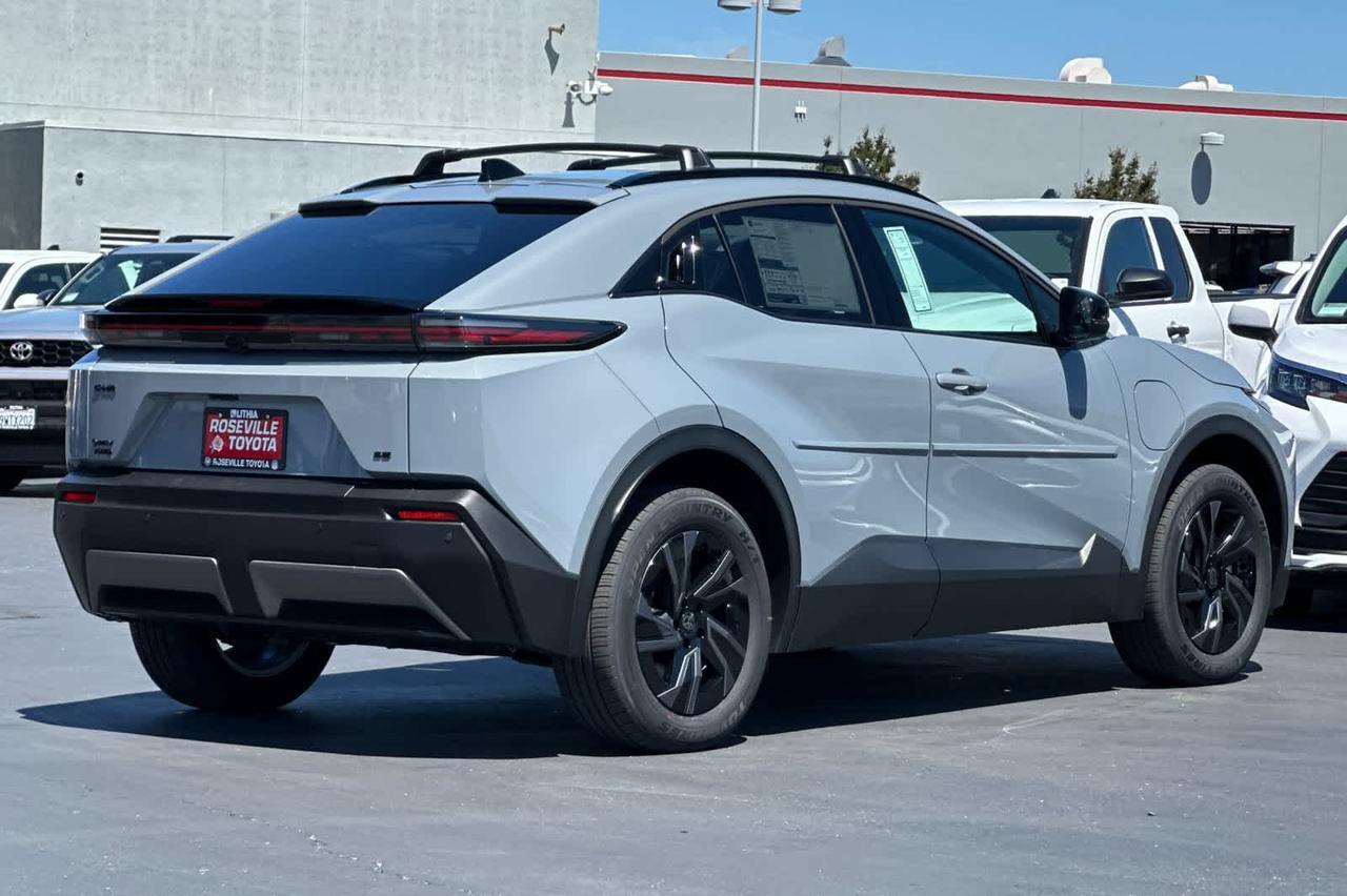 2026 Toyota C-HR SE