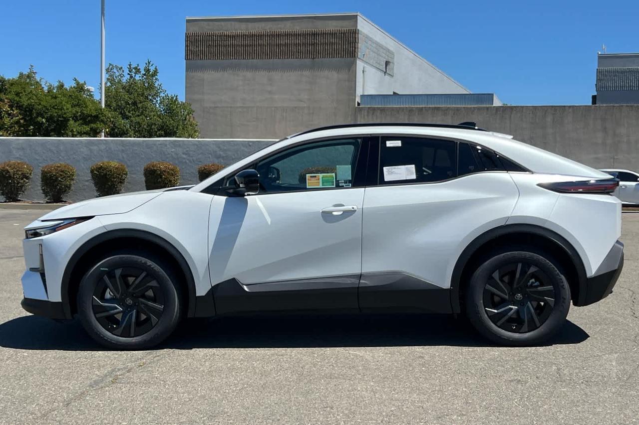 2026 Toyota C-HR SE Roseville CA