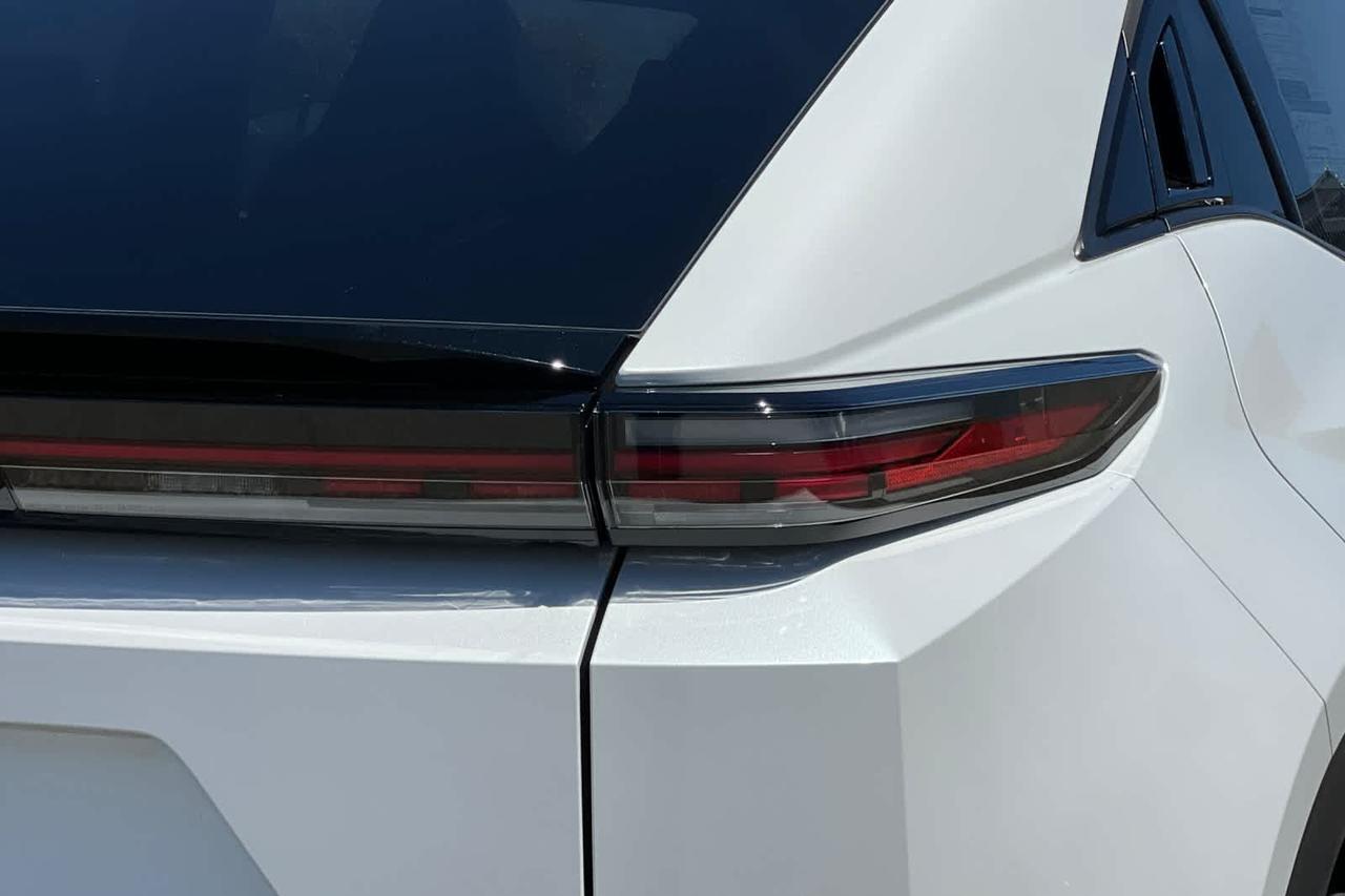 2026 Toyota C-HR SE Roseville CA