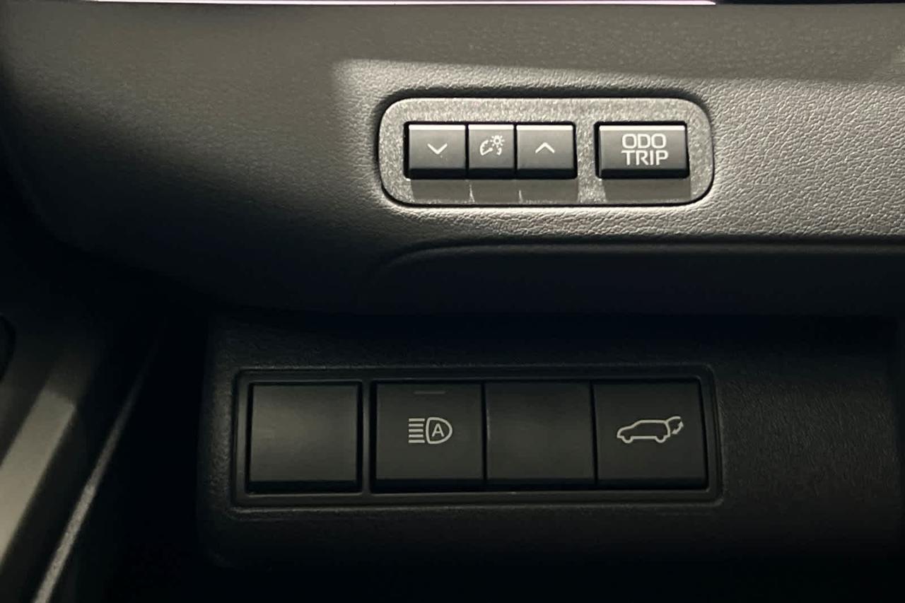 2026 Toyota C-HR SE Roseville CA