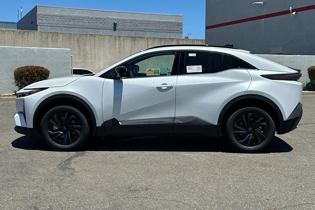 2026 Toyota C-HR SE