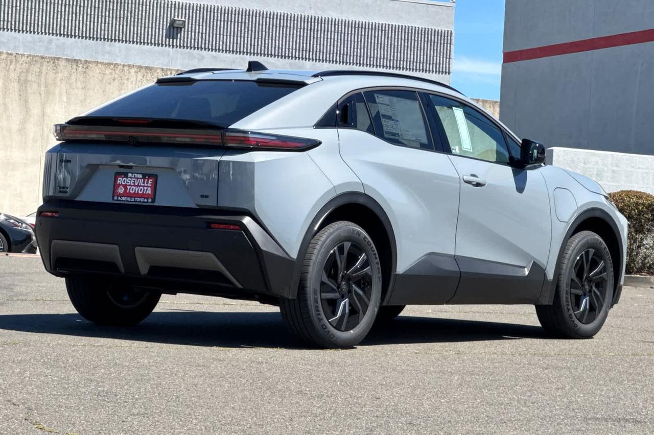 2026 Toyota C-HR SE