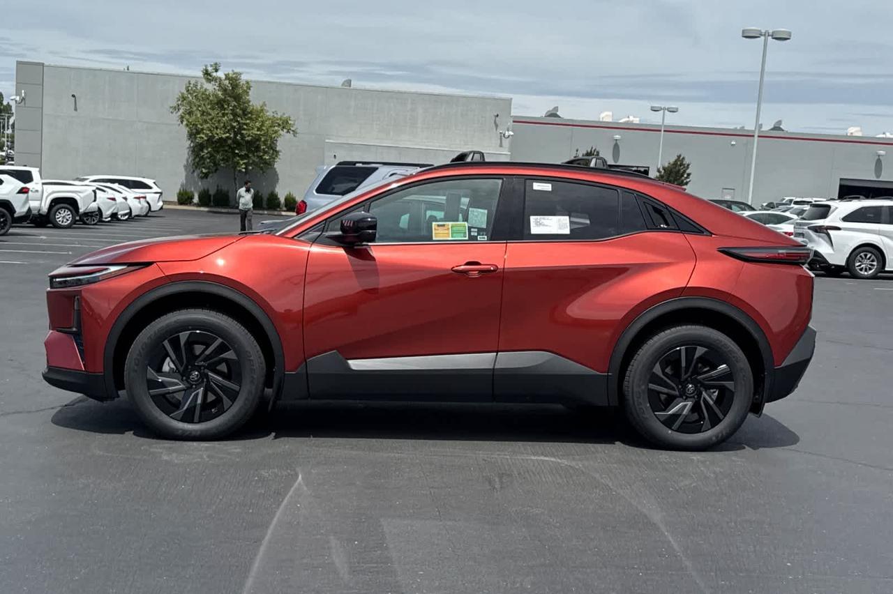 2026 Toyota C-HR SE Roseville CA