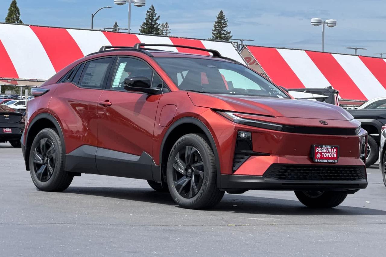 2026 Toyota C-HR SE Roseville CA