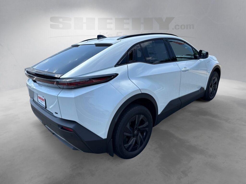 2026 Toyota C-HR SE Fredericksburg VA