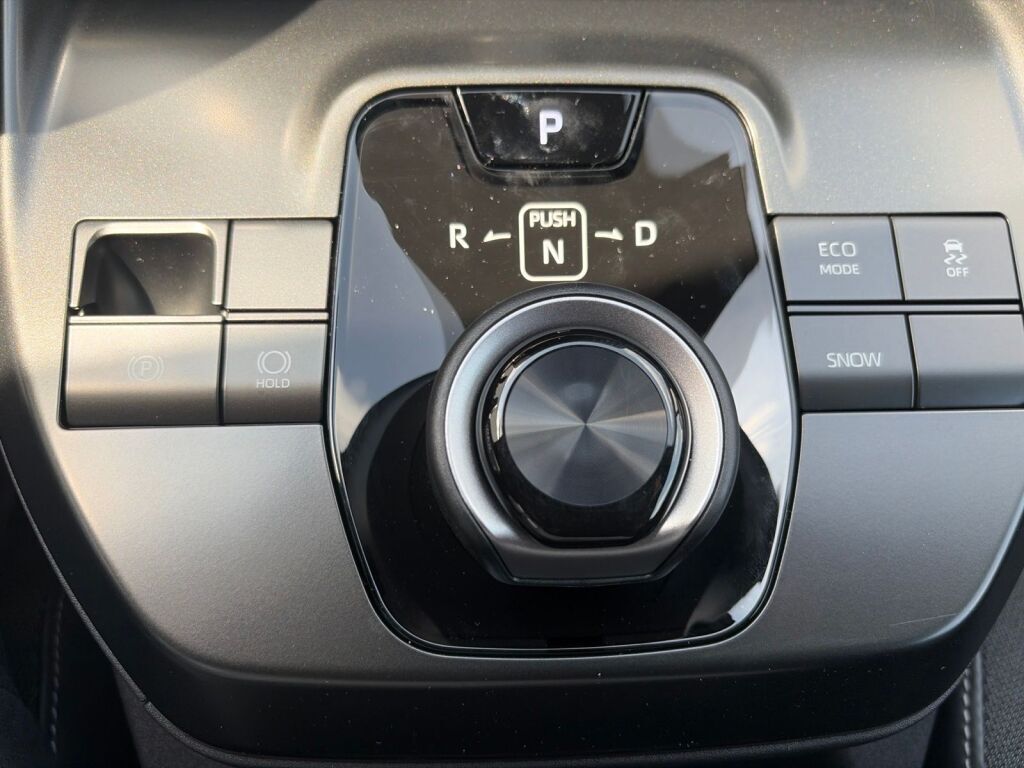 2026 Toyota C-HR SE Fredericksburg VA