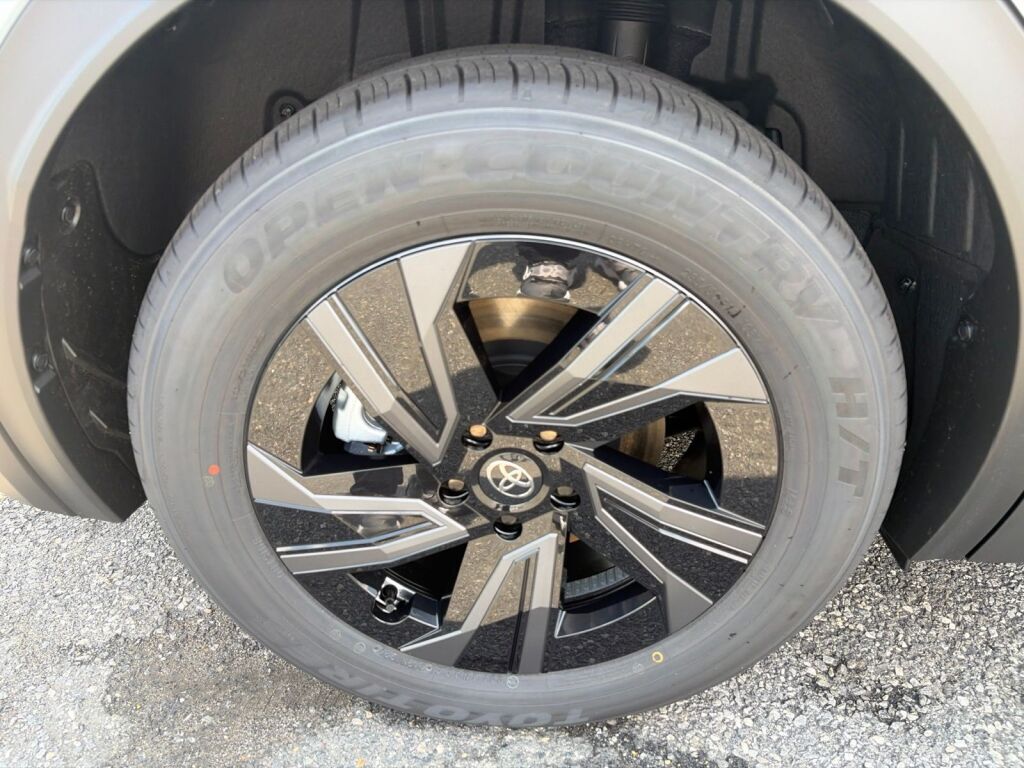 2026 Toyota C-HR SE Fredericksburg VA